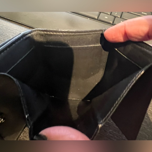 Louis Vuitton Discovery Eclipse wallet - Picture 6 of 12